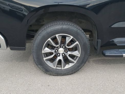 Used 2019 Chevrolet Silverado 1500 LT w/ All-Star Edition AWD/4WD image 5