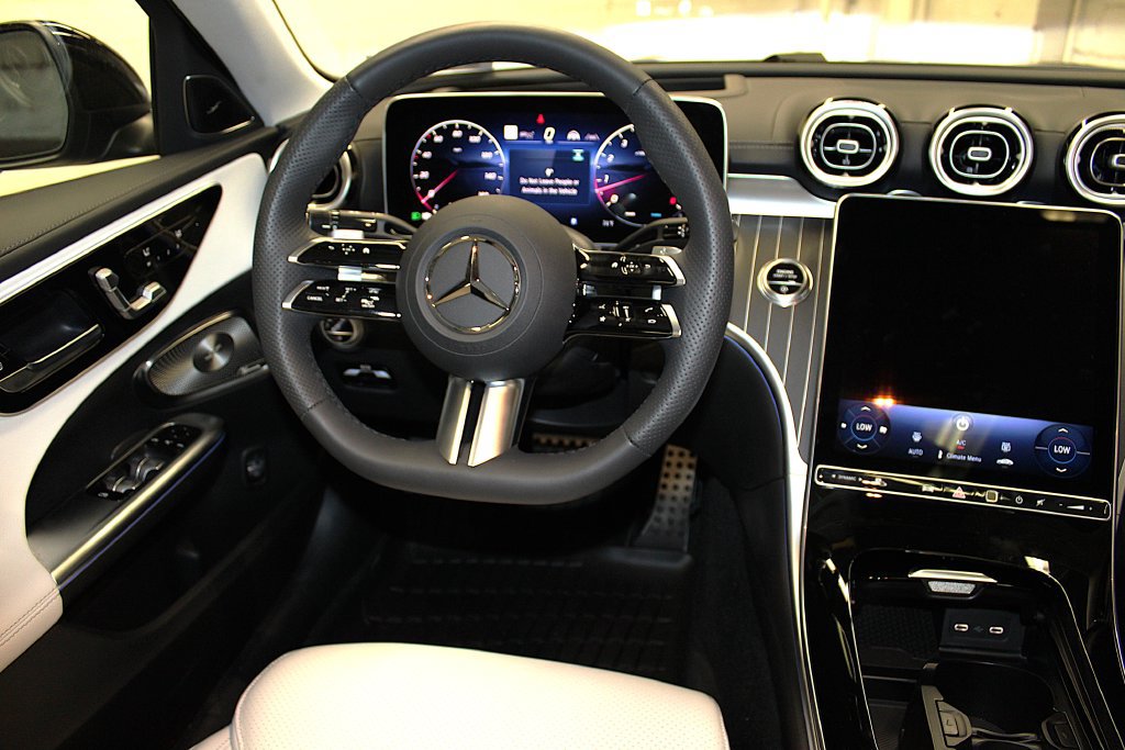 Used 2026 Mercedes-Benz C 300 4MATIC Sedan image 10