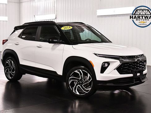 Used 2024 Chevrolet TrailBlazer RS w/ Convenience Package AWD/4WD image 1
