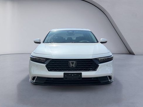 Used 2023 Honda Accord Touring image 8