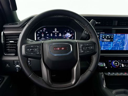 Used 2025 GMC Sierra 2500 AT4 AWD/4WD image 34