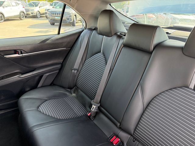 Used 2023 Toyota Camry SE FWD image 31