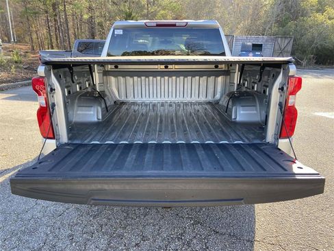 Used 2021 Chevrolet Silverado 1500 LT Trail Boss w/ LPO, Dark Essentials Package image 9