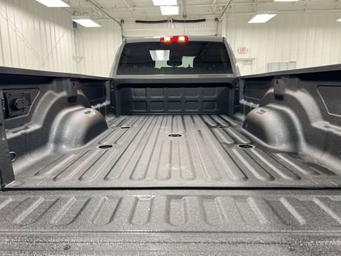New 2026 RAM 3500 Big Horn AWD/4WD image 19