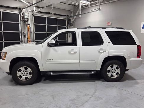 Used 2013 Chevrolet Tahoe LT RWD image 4