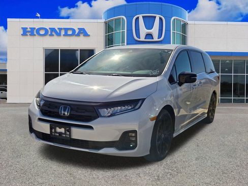Used 2025 Honda Odyssey Sport-L image 5