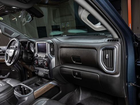 Used 2019 Chevrolet Silverado 1500 LT Trail Boss image 18