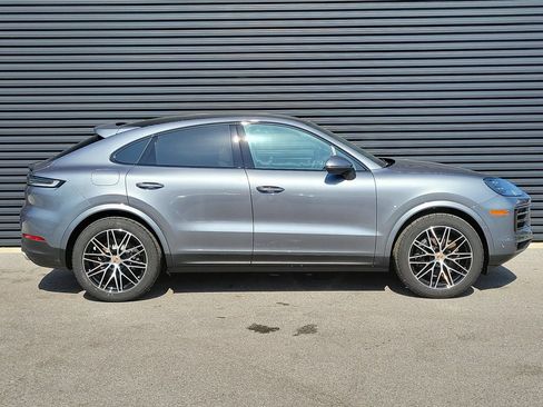 New 2026 Porsche Cayenne Coupe AWD/4WD image 8