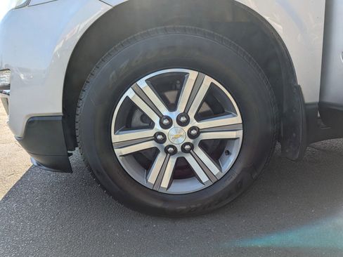 Used 2017 Chevrolet Traverse LT AWD/4WD image 25
