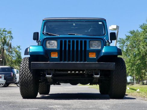 Used 1995 Jeep Wrangler Rio Grande AWD/4WD image 30