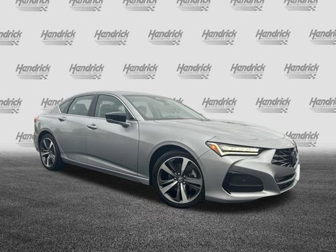 Used 2024 Acura TLX w/ Technology Package image 2