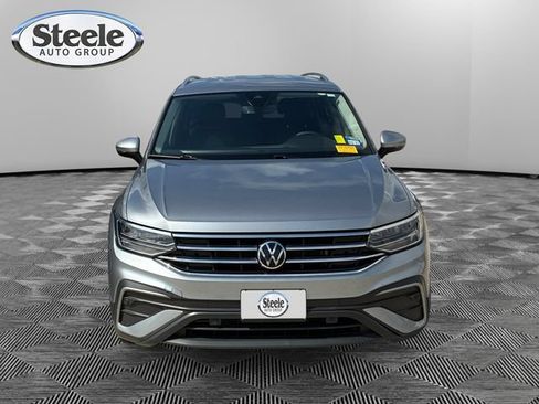 Used 2024 Volkswagen Tiguan SE FWD image 7