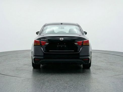 Used 2025 Nissan Altima 2.5 SV image 7