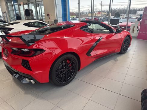 Used 2023 Chevrolet Corvette Stingray Premium Cpe w/ Z51 Performance Package image 4