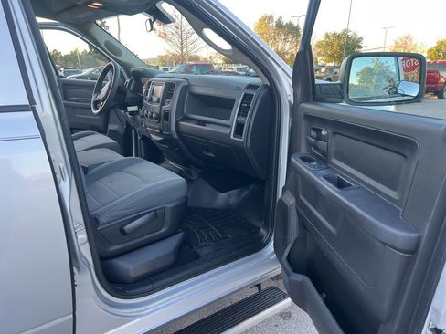 Used 2018 RAM 1500 Express w/ Express Value Package image 49