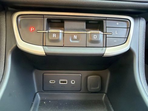 Used 2023 GMC Terrain SLE w/ Driver Convenience Package AWD/4WD image 25