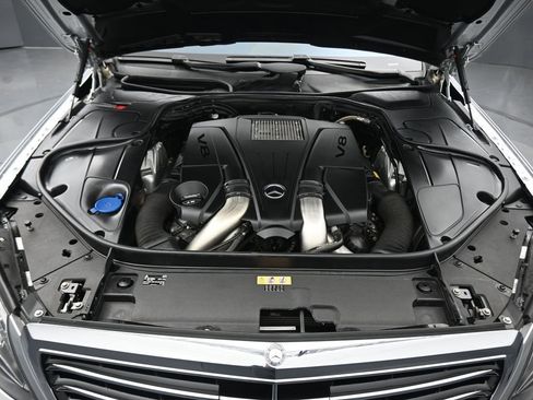 Used 2016 Mercedes-Benz S 550 4MATIC Sedan image 52