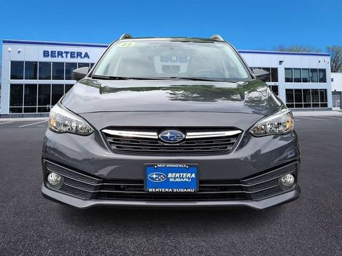 Used 2023 Subaru Impreza 2.0i Premium AWD/4WD image 2