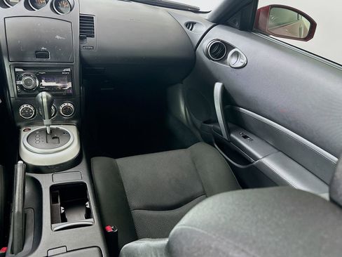 Used 2006 Nissan 350Z Enthusiast RWD image 24
