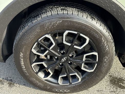 Certified 2022 Hyundai Santa Cruz SEL w/ Activity Package image 10