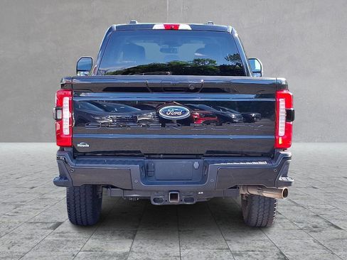 Used 2024 Ford F250 XLT w/ XLT Premium Package AWD/4WD image 5