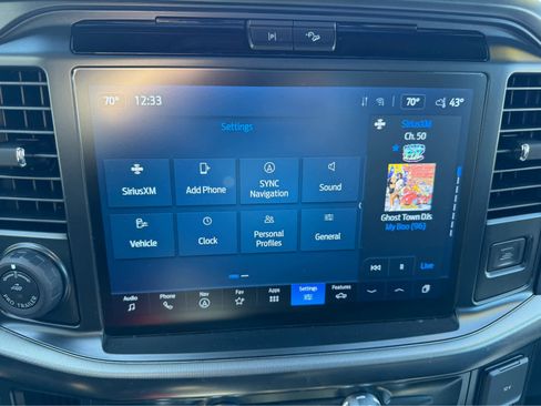 Used 2025 Ford F150 Lariat w/ Equipment Group 502A High image 22