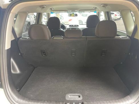 Used 2016 Kia Soul FWD image 19