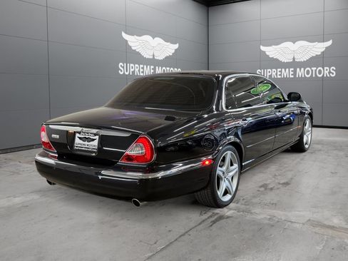 Used 2005 Jaguar XJ8 RWD image 5