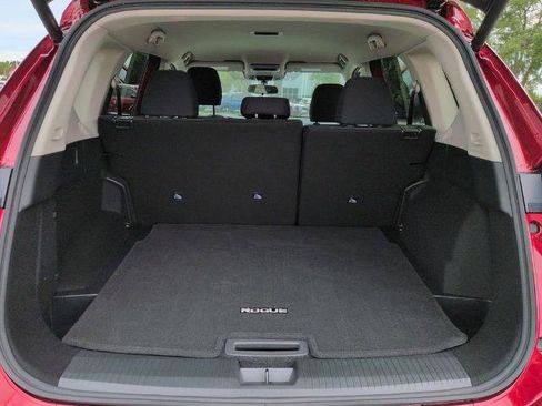 Certified 2026 Nissan Rogue SV FWD image 13