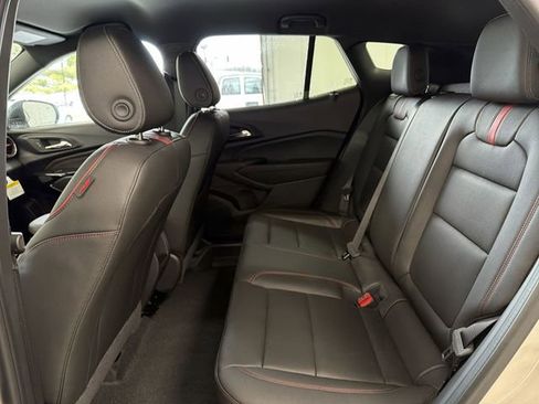 New 2026 Chevrolet Trax RS w/ Sunroof Package FWD image 19