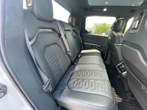 Used 2022 Rivian R1T Adventure AWD/4WD image 17