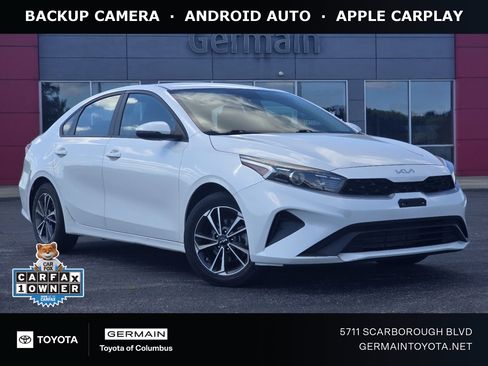 Used 2023 Kia Forte LXS w/ LXS Technology Package FWD image 1