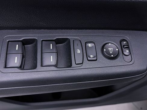 Used 2025 Honda CR-V Sport-L image 17