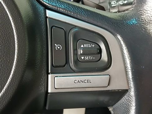 Used 2015 Subaru Outback 2.5i Limited AWD/4WD image 28