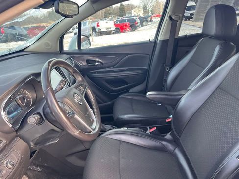 Used 2021 Buick Encore Preferred image 13