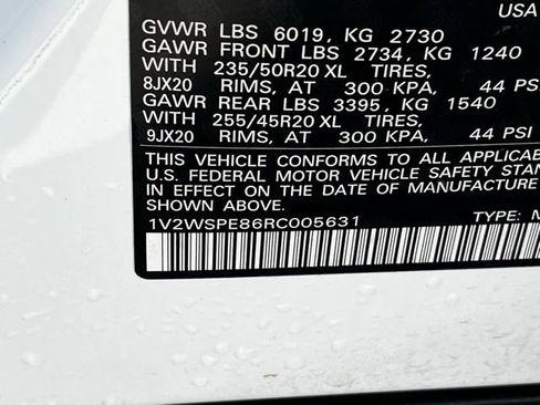 Used 2024 Volkswagen ID.4 Pro S image 36