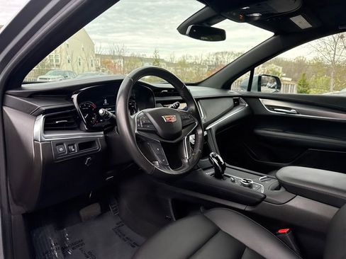 Certified 2023 Cadillac XT5 Luxury AWD/4WD image 4