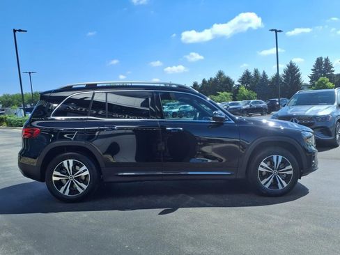 New 2025 Mercedes-Benz GLB 250 4MATIC image 7