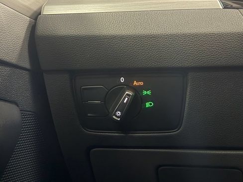 Used 2019 Volkswagen Arteon SE FWD image 13