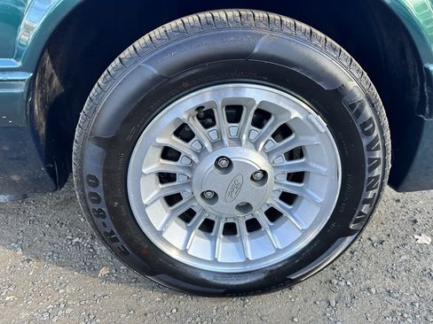 Used 1990 Ford Mustang LX image 12