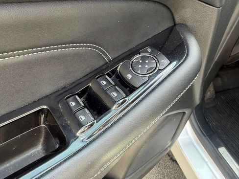 Used 2017 Ford Edge Titanium w/ Equipment Group 301A AWD/4WD image 13