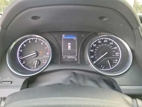 Used 2020 Toyota Camry LE image 21