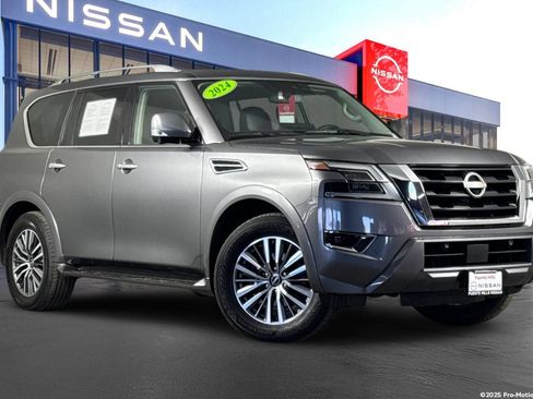 Used 2024 Nissan Armada SL w/ Captain's Chairs Package AWD/4WD image 1