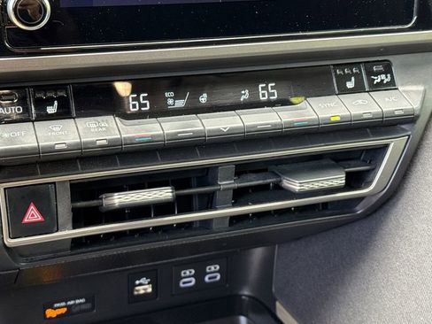 Certified 2025 Toyota Camry LE w/ Convenience Package FWD image 18