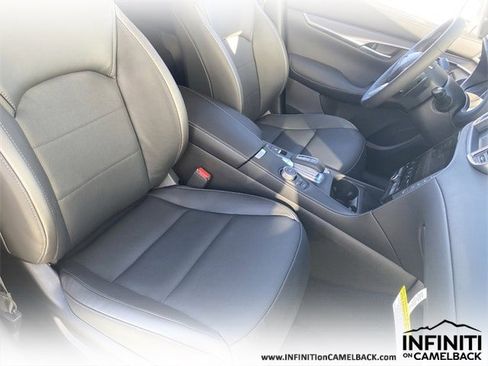 New 2025 INFINITI QX50 Luxe image 10