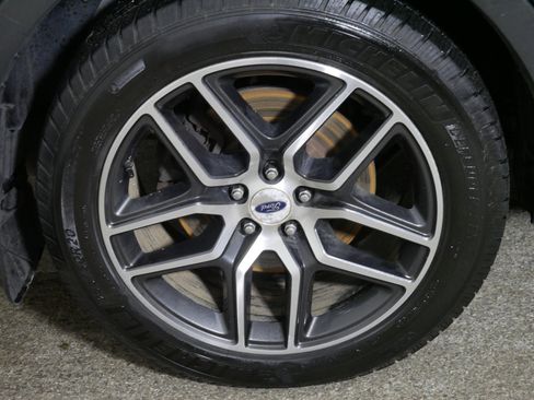 Used 2017 Ford Explorer Sport w/ Equipment Group 401A image 15