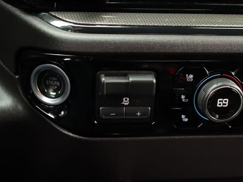 Used 2024 Chevrolet Silverado 1500 ZR2 AWD/4WD image 20