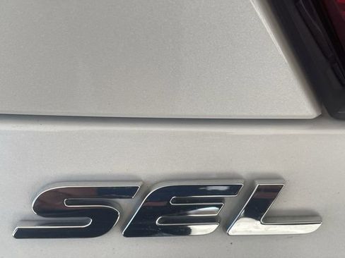 Used 2019 Ford Escape SEL FWD image 30