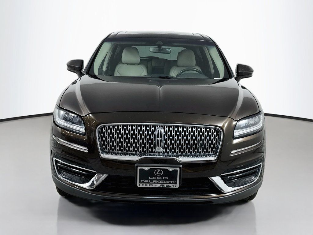 Used 2019 Lincoln Nautilus Reserve FWD image 2