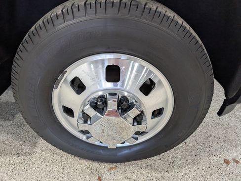 Used 2024 GMC Sierra 3500 Denali w/ Denali Reserve Package image 16